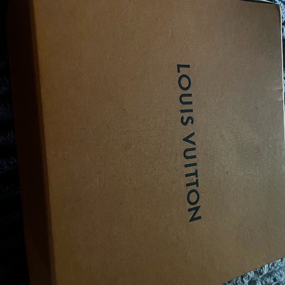 Like new Louis Vuitton booties. Size 8.5 - Picture 6 of 6